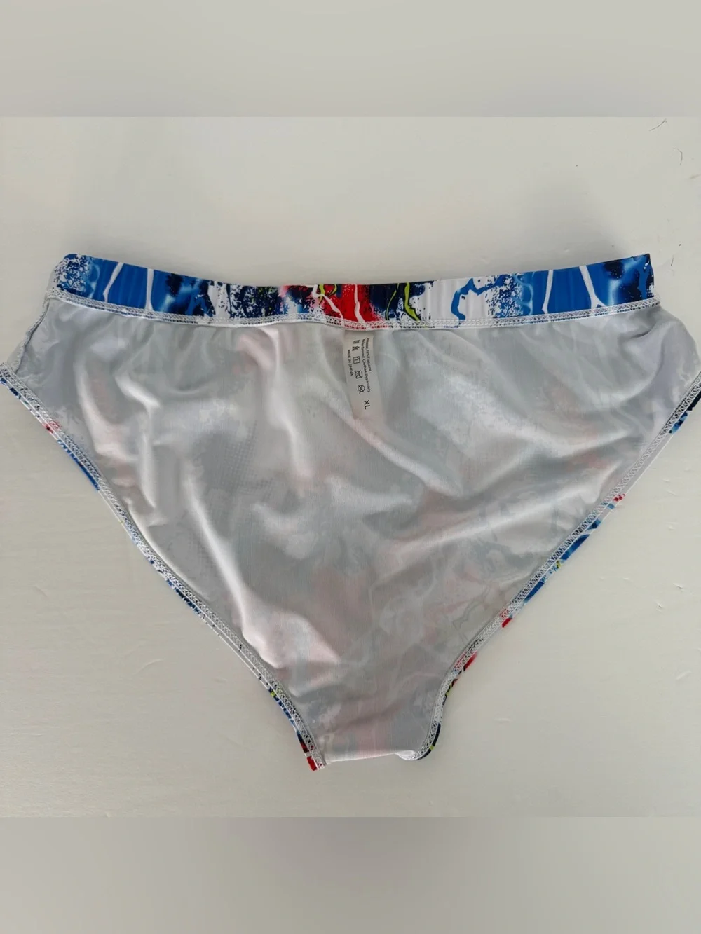 Men’s XL Blue Abstract Print Swim Brief